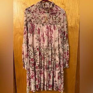 En Focus lined floral dress size 8.